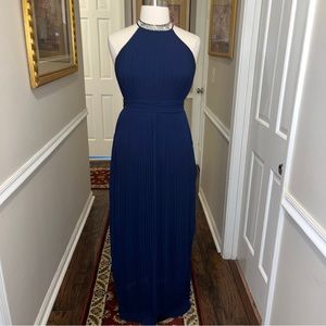 Preloved Simply Elegant Long Pleated Evening Gown